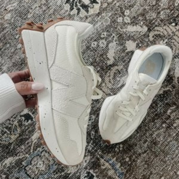 New Balance Shoes - 🌿 2023 New Balance 327 Women  Turtledove with Angora